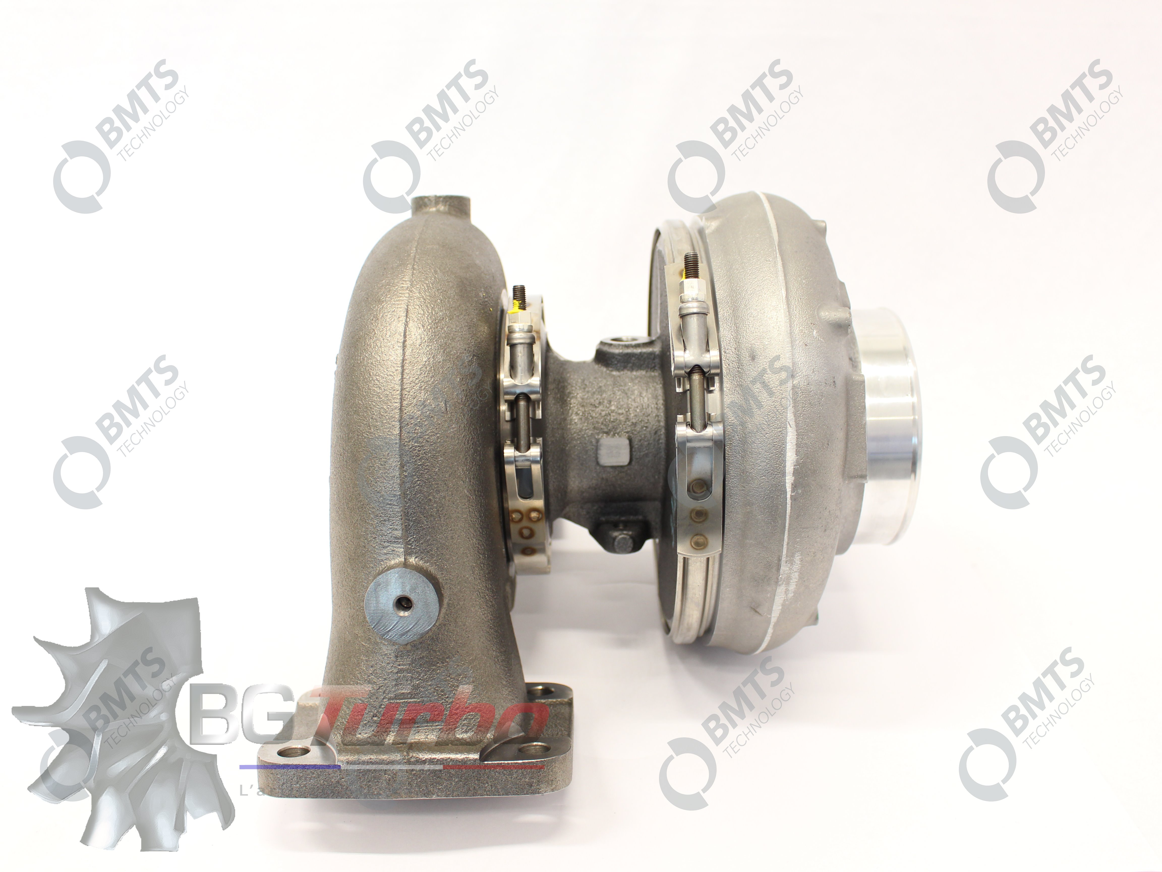 TURBO - NEUF ORIGINE - PL - AGCO Challenger: MT645E, MT655E, MT665E, MT675E, MT685E, MT845E, MT855E, MT865E, MT875E, MT955E, MT965E, MT975EFENDT: 8380P, 8410P, 1149 MT, 1154 MT, 1159 MT, 1165 MTJCB: TG8300B, TG8300C, TG8400B, TG8400CMassey Ferguson: MF 8737 S, MF 8727, MF 8730, MF 8732, MF 8735, MF 7360 (09/14 - 08/17), MF 7360 PL (09/14 - 08/17), MF 7360 PLI (03/15 - 08/17), MF 7370 (03/15 - 08/17), MF 7370 PL (09/14 - 08/17), MF 7382 (04/15 - 03/17), MF 7380 (04/17 - 07/18), MF 7382 (04/17 - 07/18), MF 7380, MF 7380 AL, MF 7382Valtra: S294, S374 - 40008615
